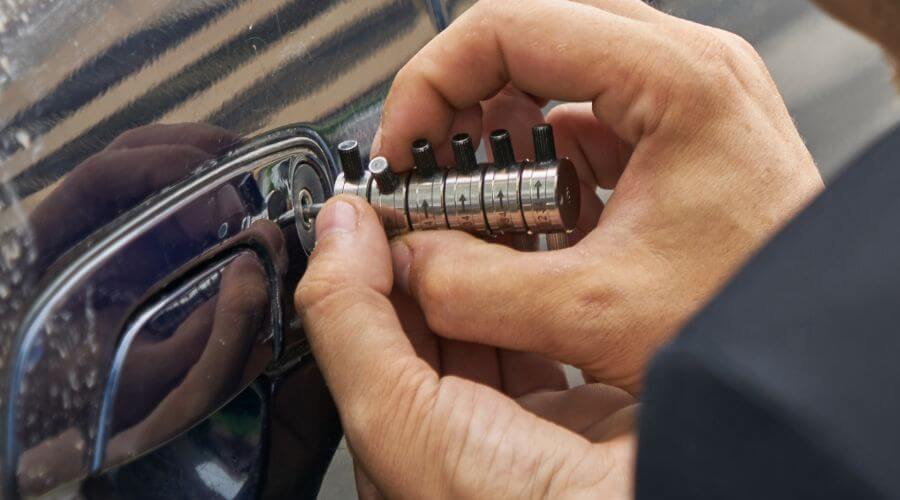 Professional residential roofers in Volcano, CA